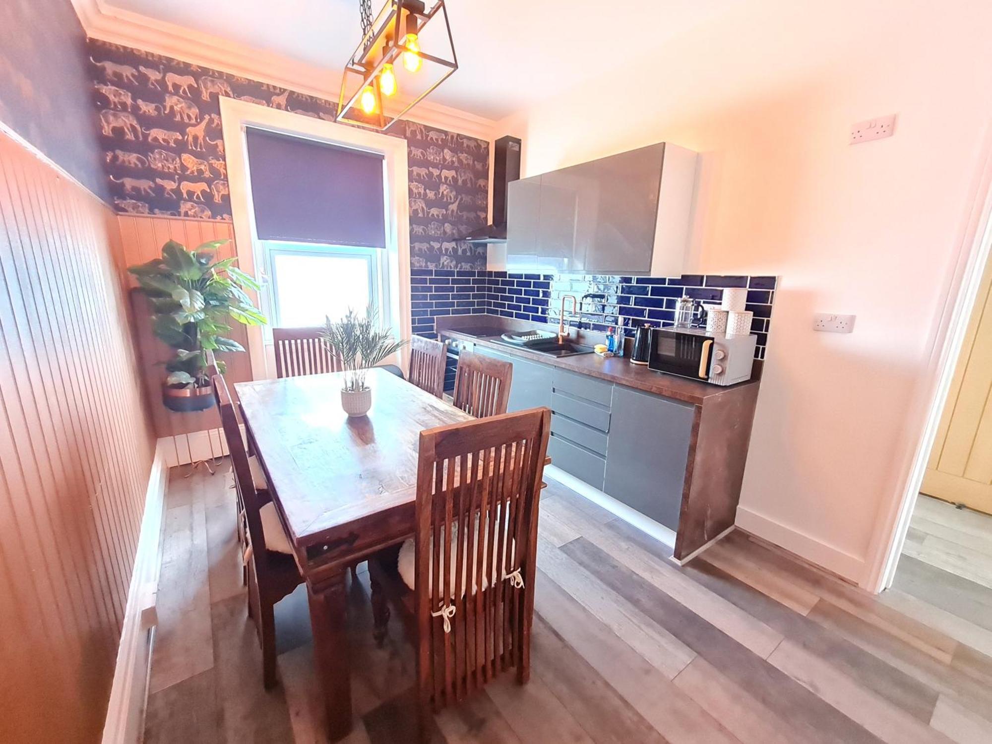 Lemur Lodge - Boutique Apartments - Short Stroll To The Beach Bournemouth Buitenkant foto
