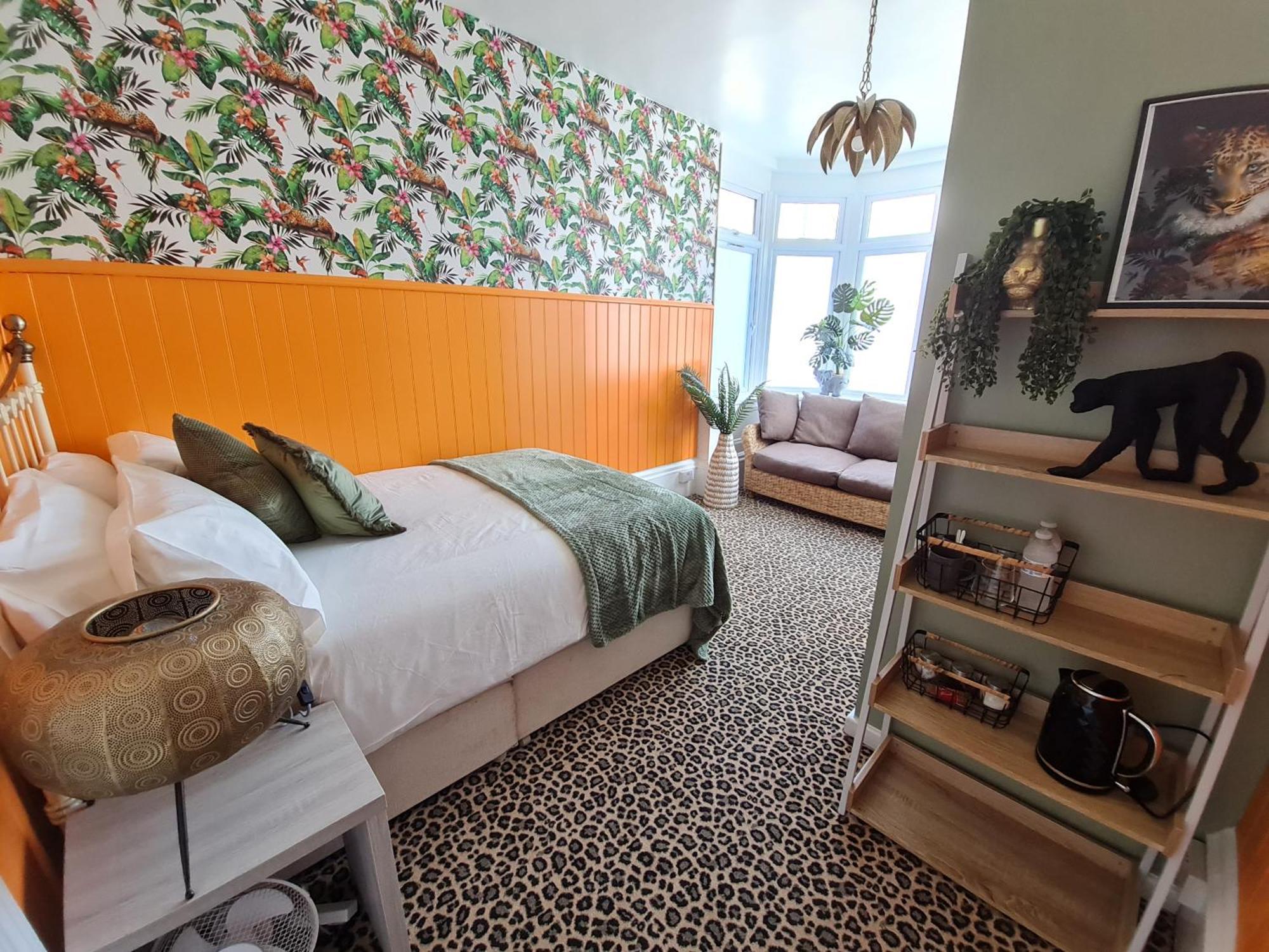 Lemur Lodge - Boutique Apartments - Short Stroll To The Beach Bournemouth Buitenkant foto
