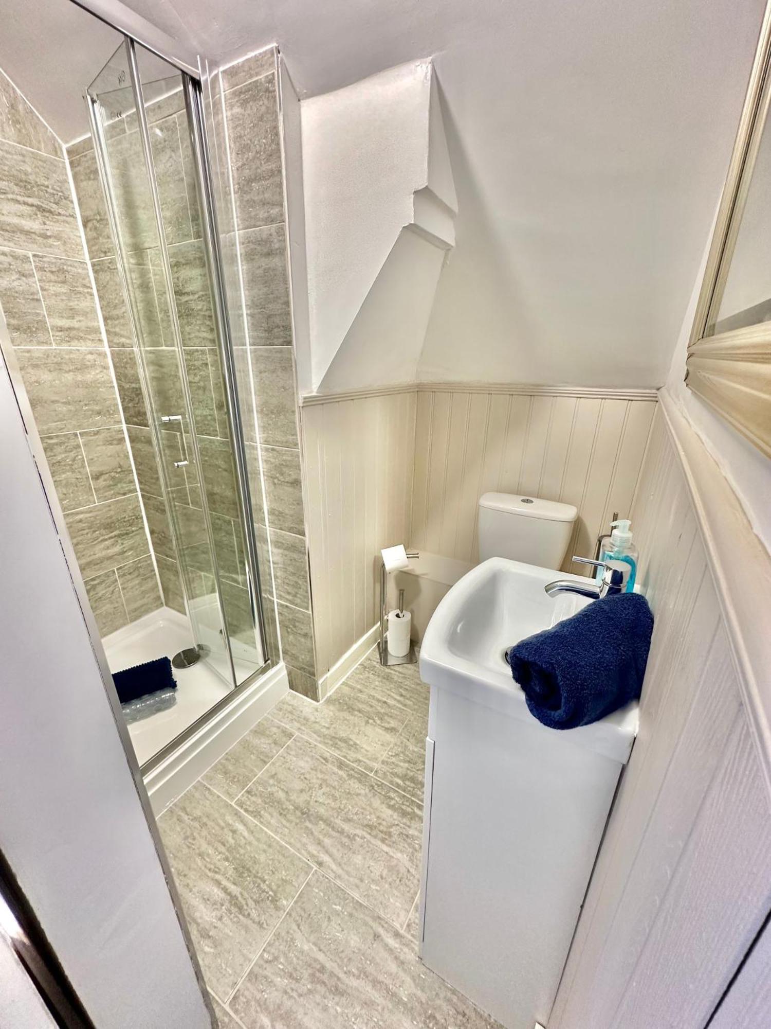 Lemur Lodge - Boutique Apartments - Short Stroll To The Beach Bournemouth Buitenkant foto