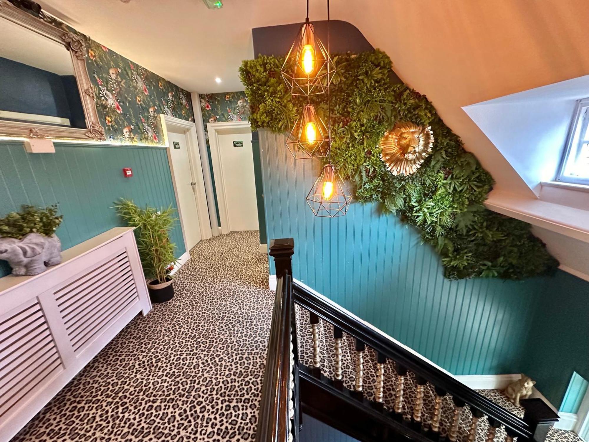 Lemur Lodge - Boutique Apartments - Short Stroll To The Beach Bournemouth Buitenkant foto